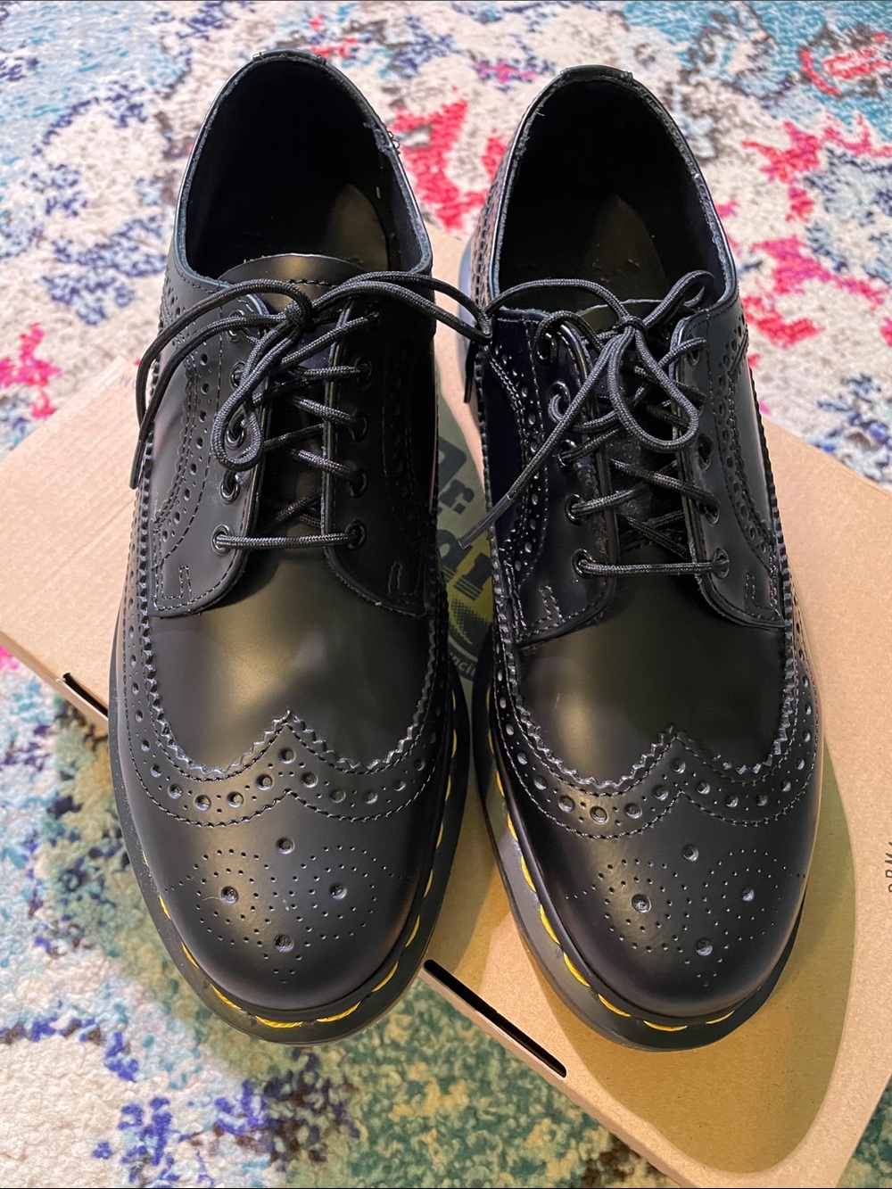 Dr. Martens 3989
Yellow Stitch Smooth Leather Brogue Shoes